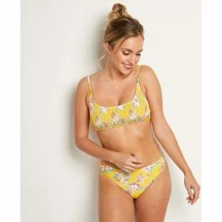 Brigitte Bardot Slip tanga jaune Froufrou Couleur jaune